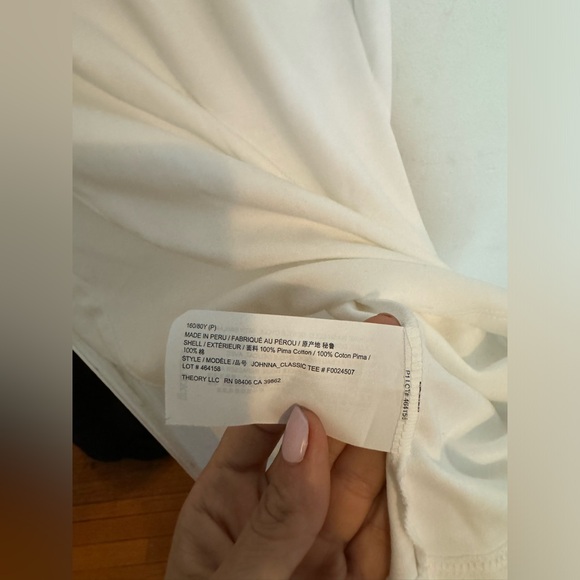 Theory white tee shirt xs - Picture 2 of 3